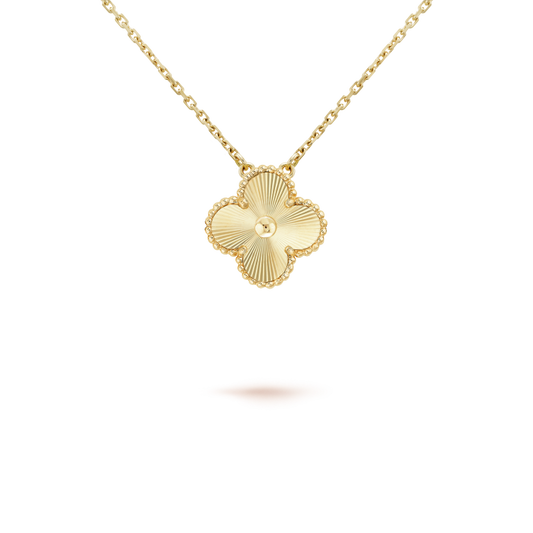 [Kismet Jewels ]CLOVER 15MM LASER NECKLACE